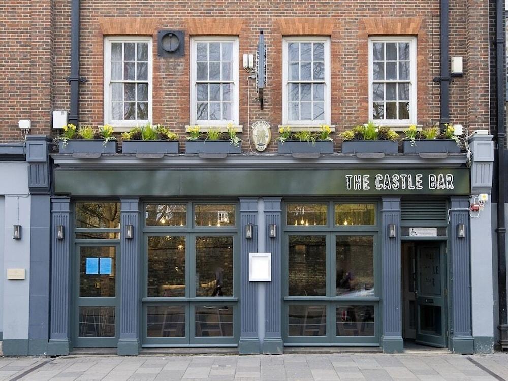 The Castle Bar Room Only Cambridge  Exterior photo