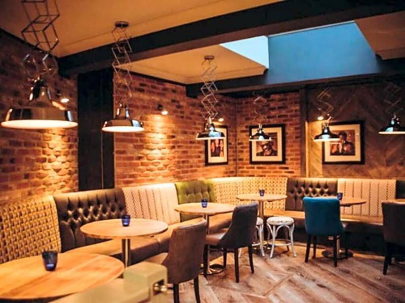 The Castle Bar Room Only Cambridge  Exterior photo